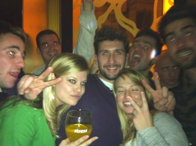 breaking up to travel 